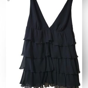Victoria's Secret Black Tiered Rufled Vnek Tank Top Size M